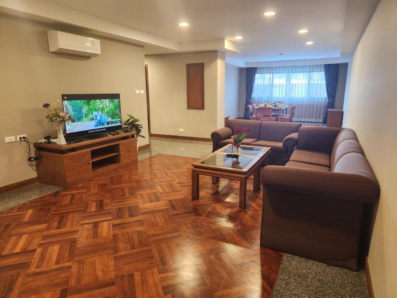 Ferienwohnung United Tower Thonglor By Aspira Bangkok Exterior foto